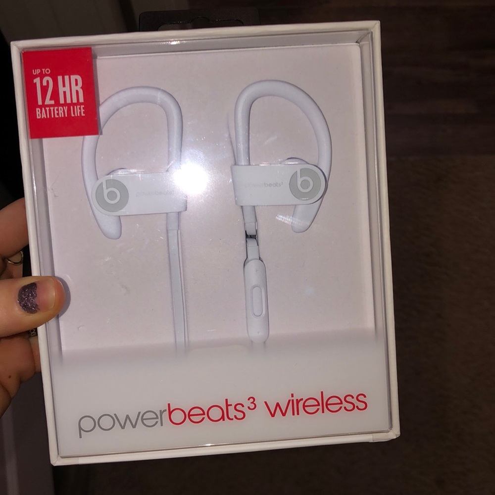 Powerbeats3 wireless NEW!!!!!